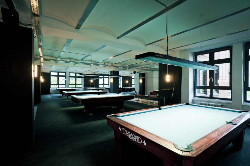 Billard spielen in Berlin Bata Bar & Billiards